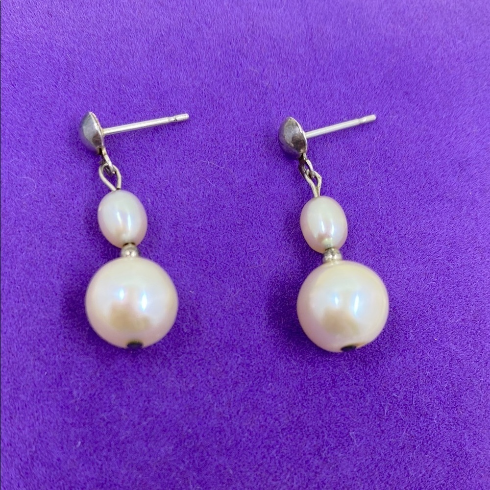 💛 Elegant Silver Pearl Drop Earrings